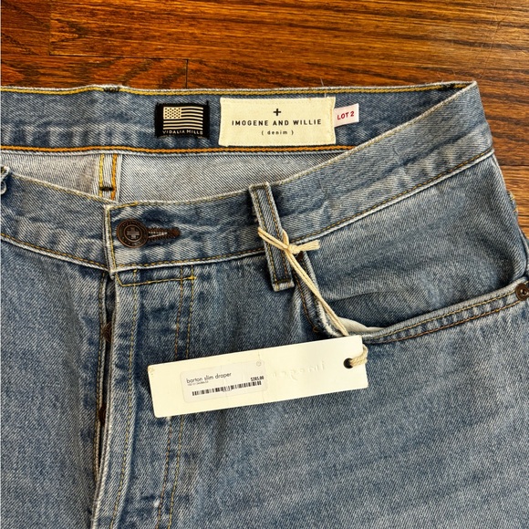 Imogene and Willie Barton Slim Draper Selvedge jeans. Like new with tags.Size 33 - Picture 5 of 7